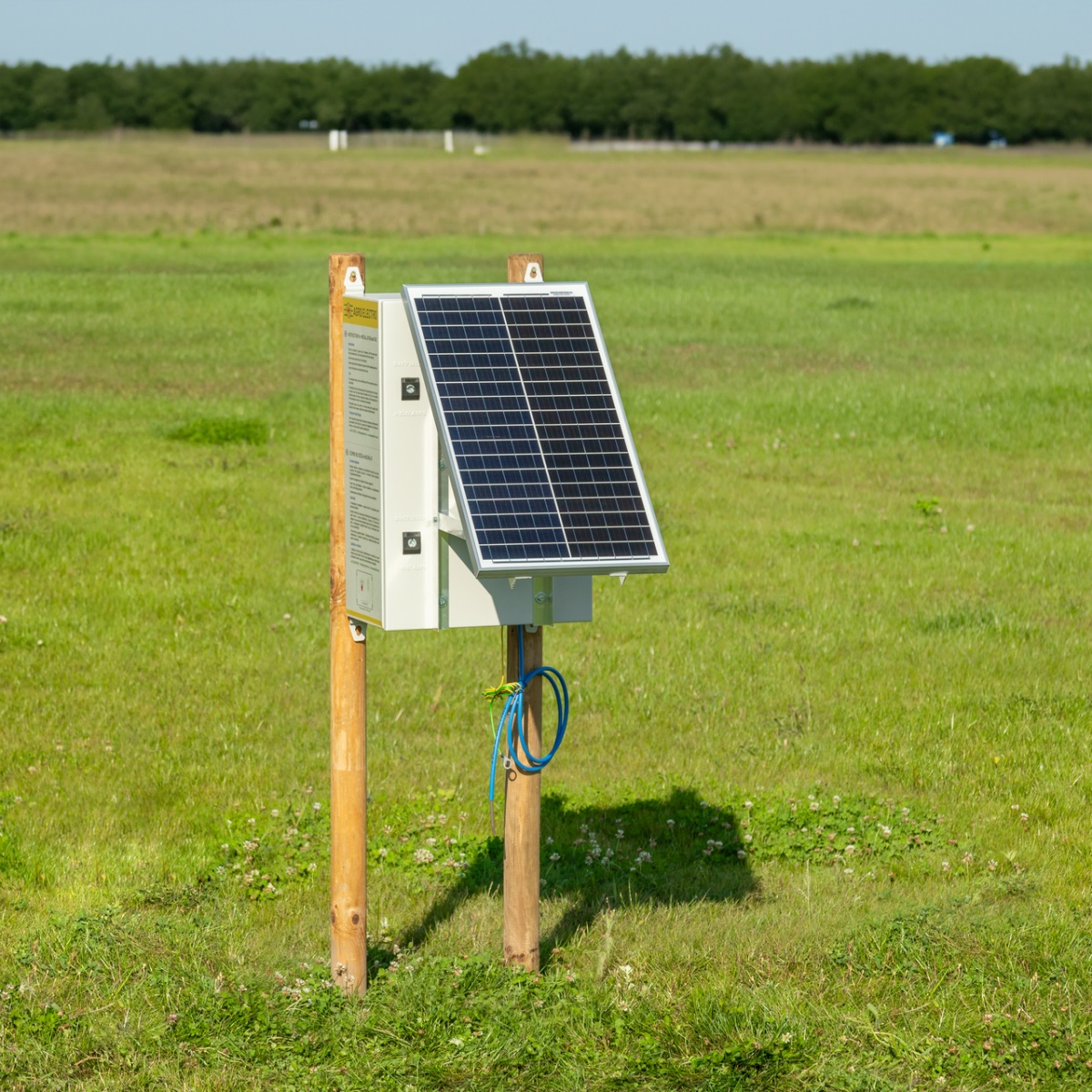 3633-aparat-gard-electric-compact-dl-4500-cu-sistem-solar-30-w