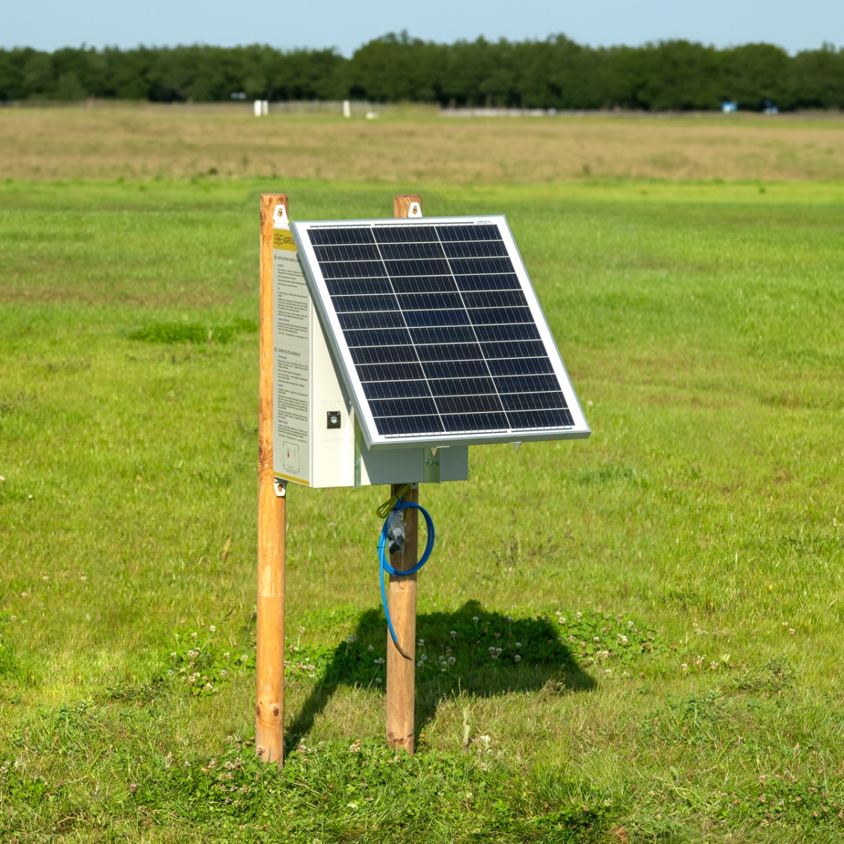 3634-aparat-gard-electric-compact-dl-7200-cu-sistem-solar-50-w
